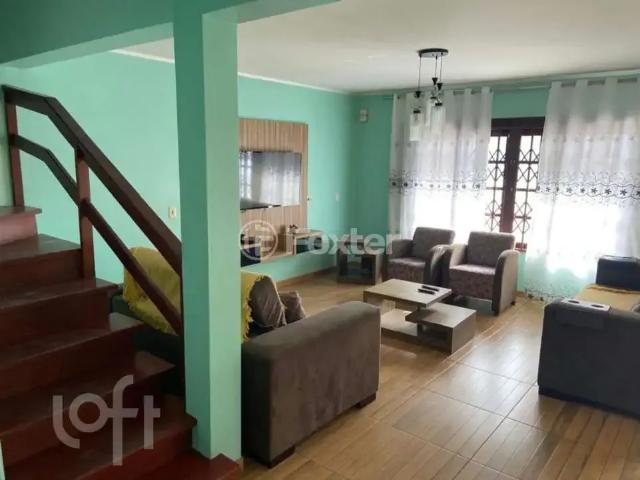 Casa / Sobrado para Venda em Porto Alegre/RS Rubem Berta 3 Quartos