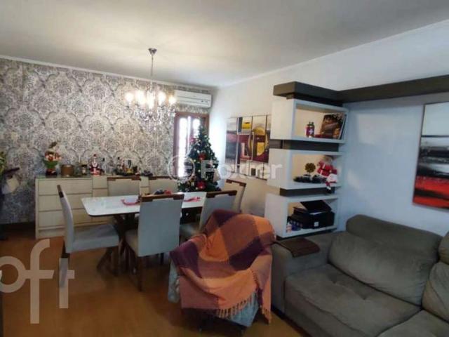 Casa / Sobrado para Venda em Porto Alegre/RS Rubem Berta 3 Quartos