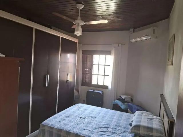Casa / Sobrado para Venda em Porto Alegre/RS Rubem Berta 3 Quartos