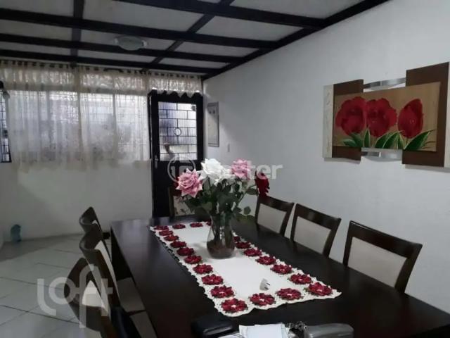 Casa / Sobrado para Venda em Porto Alegre/RS Rubem Berta 3 Quartos