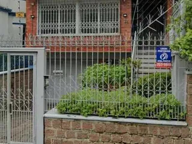 Casa / Sobrado para Venda em Porto Alegre/RS São João 4 Quartos
