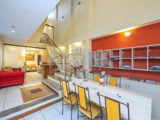 Casa / Sobrado para Venda em Porto Alegre/RS São João 5 Quartos
