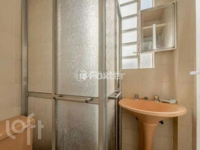 Casa / Sobrado para Venda em Porto Alegre/RS São João 8 Quartos