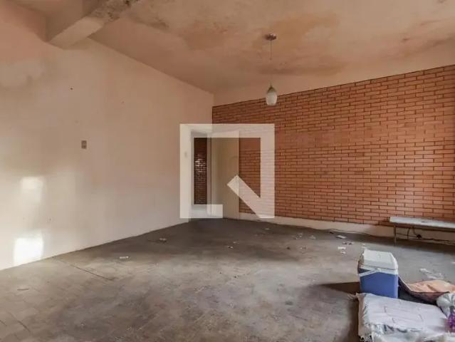 Casa / Sobrado para Venda em Porto Alegre/RS São João 2 Quartos