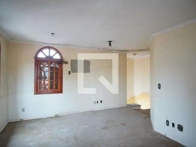 Casa / Sobrado para Venda em Porto Alegre/RS São João 3 Quartos