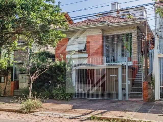 Casa / Sobrado para Venda em Porto Alegre/RS São João 3 Quartos