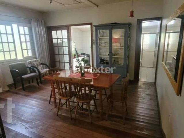 Casa / Sobrado para Venda em Porto Alegre/RS São João 3 Quartos