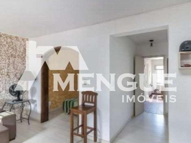 Casa / Sobrado para Venda em Porto Alegre/RS São João 3 Quartos