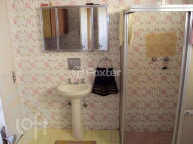 Casa / Sobrado para Venda em Porto Alegre/RS São João 3 Quartos