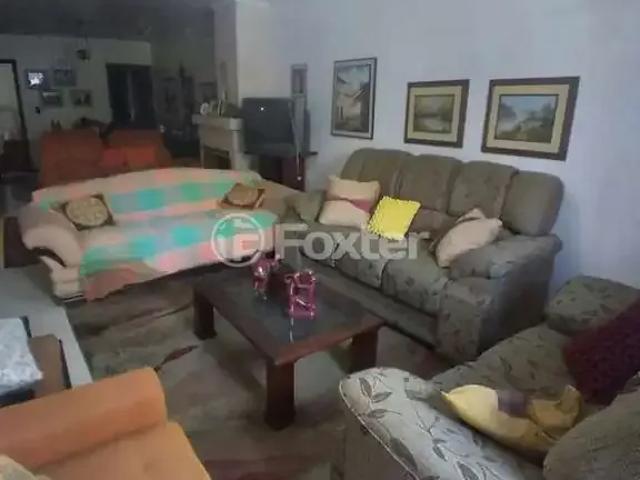 Casa / Sobrado para Venda em Porto Alegre/RS São João 3 Quartos