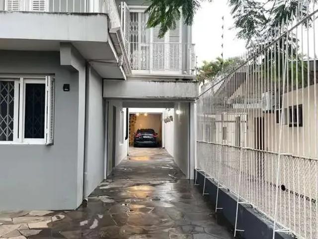 Casa / Sobrado para Venda em Porto Alegre/RS São Sebastião 3 Quartos