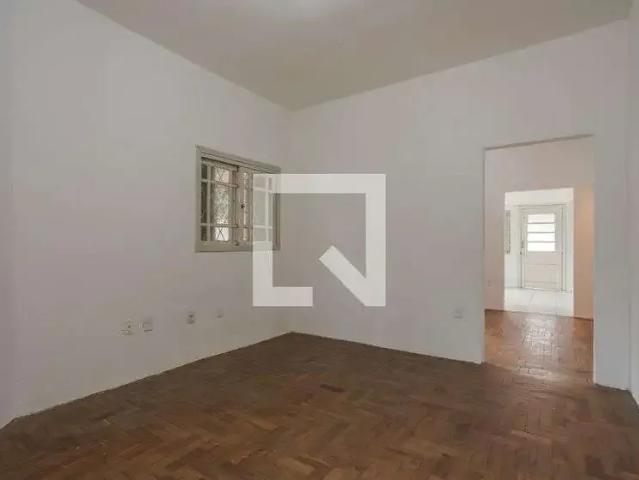 Casa / Sobrado para Venda em Porto Alegre/RS São Sebastião 3 Quartos