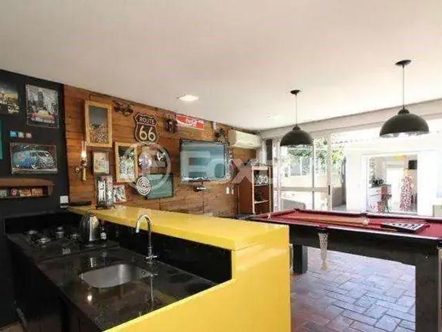 Casa / Sobrado para Venda em Porto Alegre/RS São Sebastião 3 Quartos