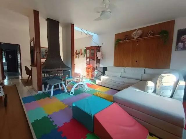 Casa / Sobrado para Venda em Porto Alegre/RS São Sebastião 3 Quartos