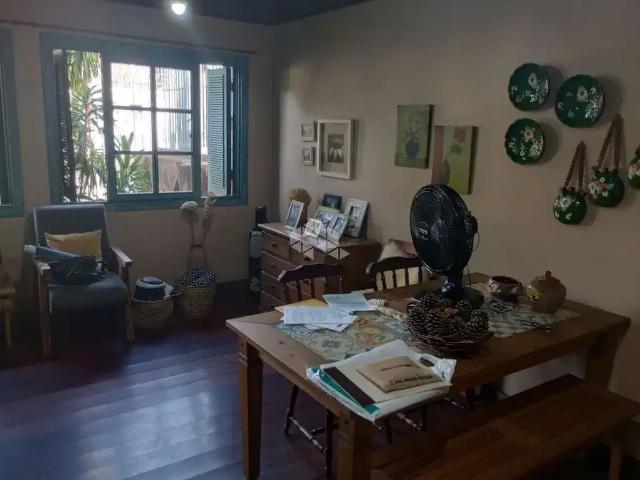 Casa / Sobrado para Venda em Porto Alegre/RS São Sebastião 3 Quartos