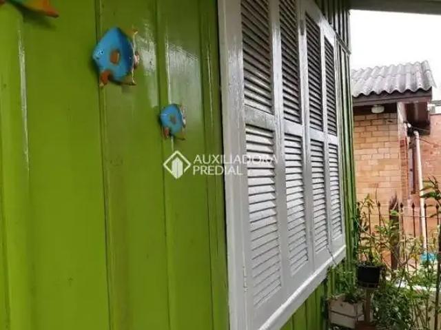 Casa / Sobrado para Venda em Porto Alegre/RS São Sebastião 3 Quartos