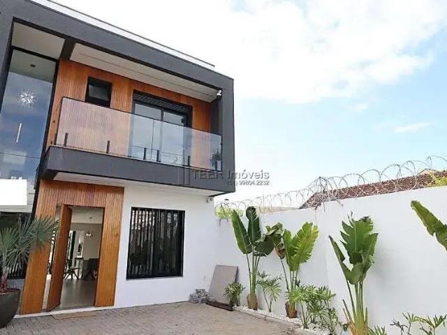 Casa / Sobrado para Venda em Porto Alegre/RS São Sebastião 3 Quartos