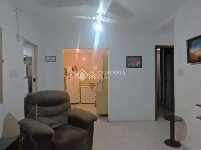 Casa / Sobrado para Venda em Porto Alegre/RS São Sebastião 3 Quartos