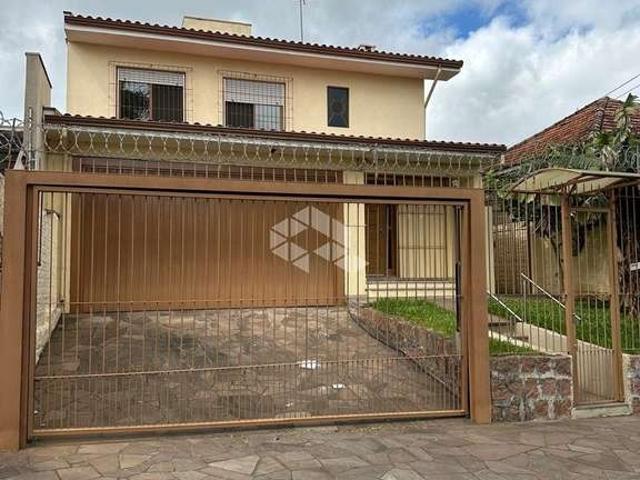 Casa / Sobrado para Venda em Porto Alegre/RS São Sebastião 3 Quartos