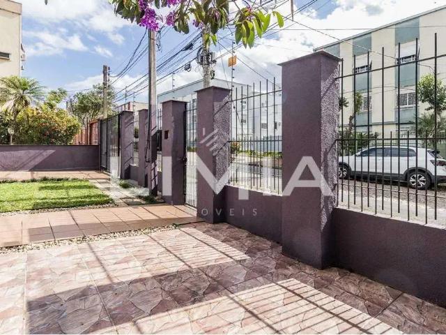 Casa / Sobrado para Venda em Porto Alegre/RS São Sebastião 3 Quartos