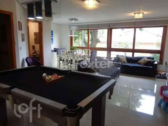 Casa / Sobrado para Venda em Porto Alegre/RS São Sebastião 3 Quartos