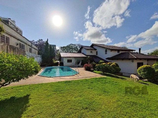 Casa / Sobrado para Venda em Porto Alegre/RS São Sebastião 3 Quartos