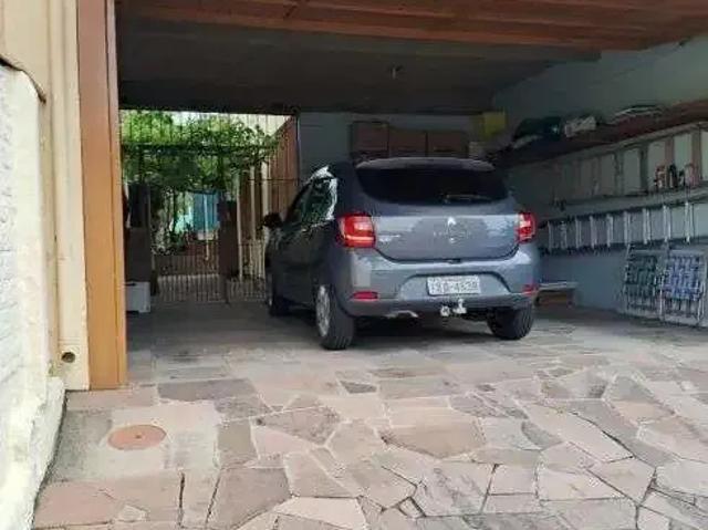 Casa / Sobrado para Venda em Porto Alegre/RS São Sebastião 3 Quartos