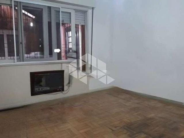 Casa / Sobrado para Venda em Porto Alegre/RS São Sebastião 5 Quartos