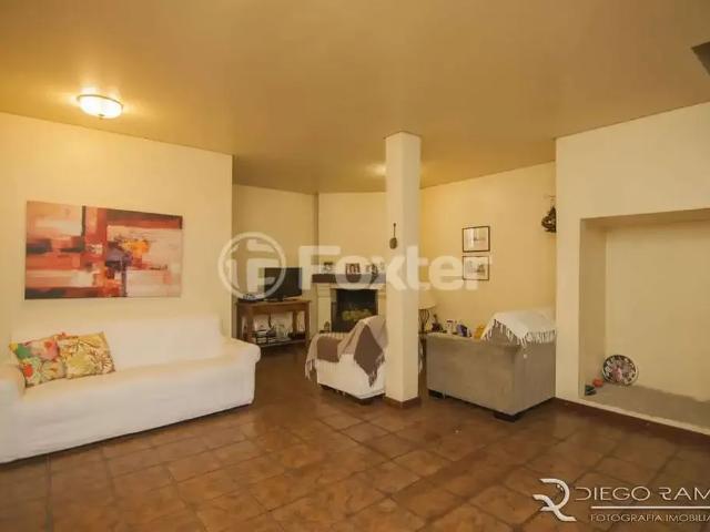 Casa / Sobrado para Venda em Porto Alegre/RS Santa Tereza 3 Quartos