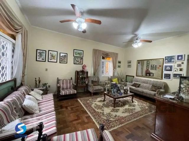 Casa / Sobrado para Venda em Porto Alegre/RS Santa Tereza 4 Quartos