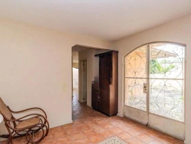 Casa / Sobrado para Venda em Porto Alegre/RS Santa Tereza 4 Quartos