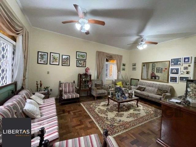Casa / Sobrado para Venda em Porto Alegre/RS Santa Tereza 4 Quartos