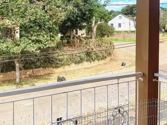 Casa / Sobrado para Venda em Porto Alegre/RS Santa Tereza 5 Quartos