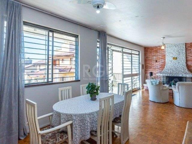Casa / Sobrado para Venda em Porto Alegre/RS Santa Tereza 5 Quartos