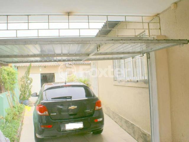 Casa / Sobrado para Venda em Porto Alegre/RS Santa Maria Goretti 3 Quartos