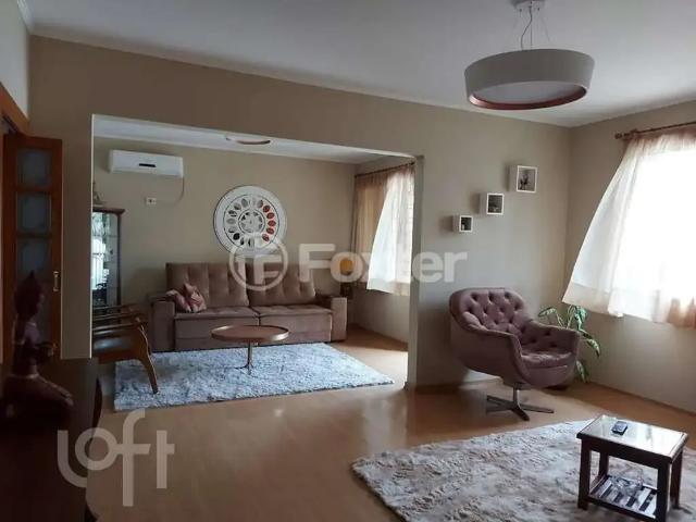 Casa / Sobrado para Venda em Porto Alegre/RS Santa Maria Goretti 3 Quartos