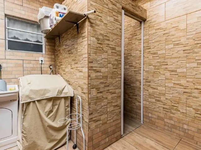 Casa / Sobrado para Venda em Porto Alegre/RS Santa Maria Goretti 3 Quartos
