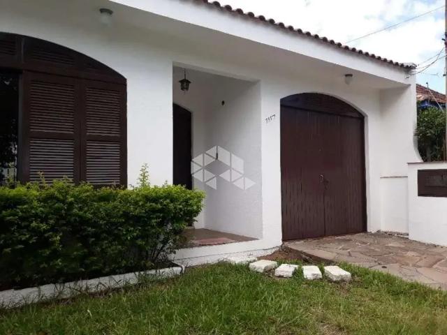 Casa / Sobrado para Venda em Porto Alegre/RS Santa Maria Goretti 3 Quartos