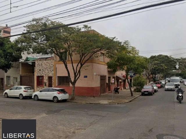 Casa / Sobrado para Venda em Porto Alegre/RS Santana 1 Quartos
