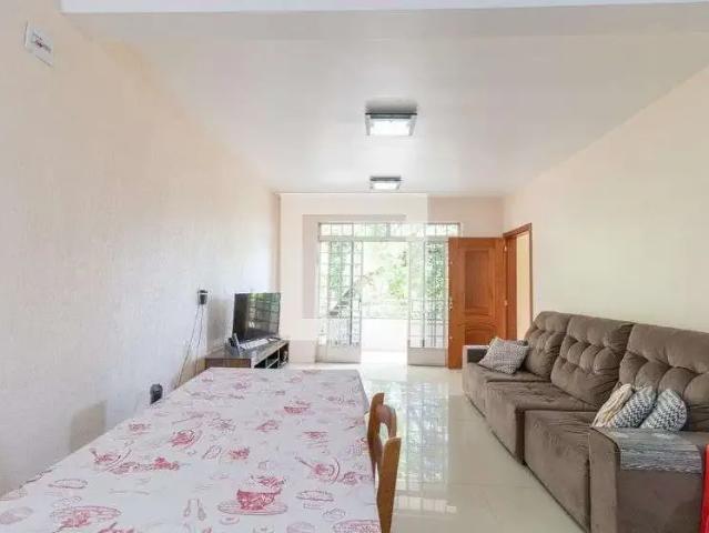 Casa / Sobrado para Venda em Porto Alegre/RS Santana 3 Quartos