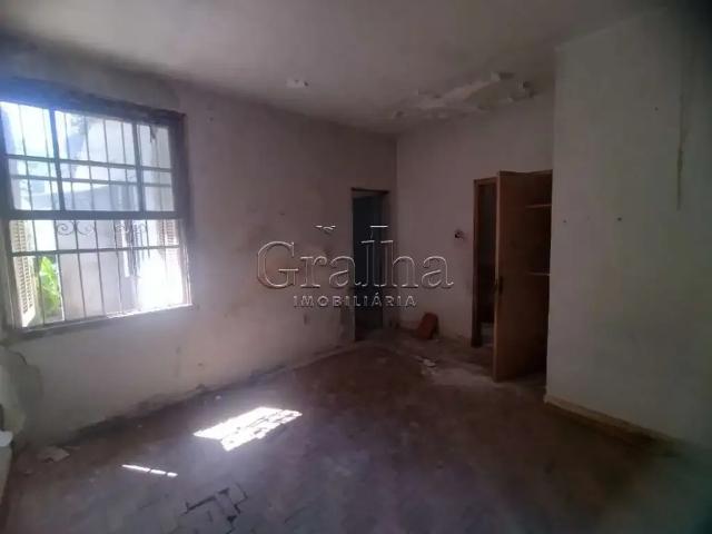 Casa / Sobrado para Venda em Porto Alegre/RS Santana 3 Quartos