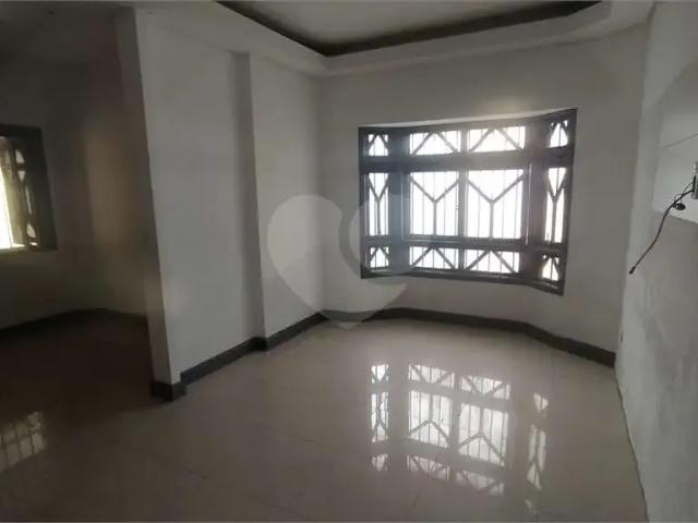 Casa / Sobrado para Venda em Porto Alegre/RS Santana 3 Quartos