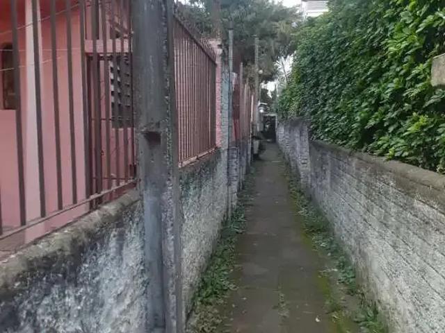 Casa / Sobrado para Venda em Porto Alegre/RS Santana 3 Quartos