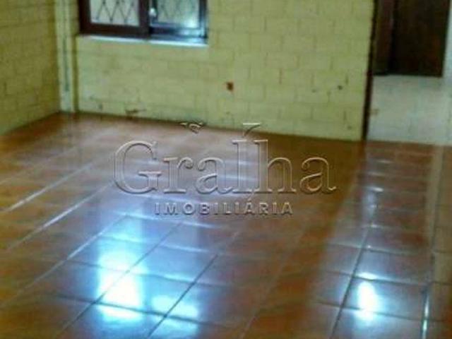 Casa / Sobrado para Venda em Porto Alegre/RS Santana 3 Quartos