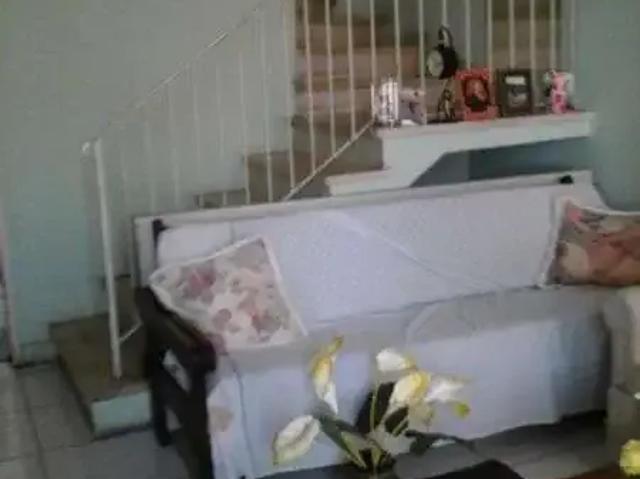 Casa / Sobrado para Venda em Porto Alegre/RS Santana 3 Quartos