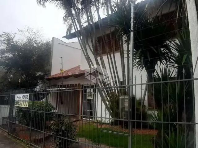 Casa / Sobrado para Venda em Porto Alegre/RS Santana 3 Quartos