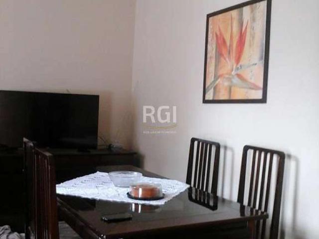 Casa / Sobrado para Venda em Porto Alegre/RS Santana 3 Quartos