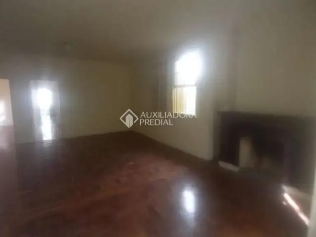 Casa / Sobrado para Venda em Porto Alegre/RS Santana 3 Quartos