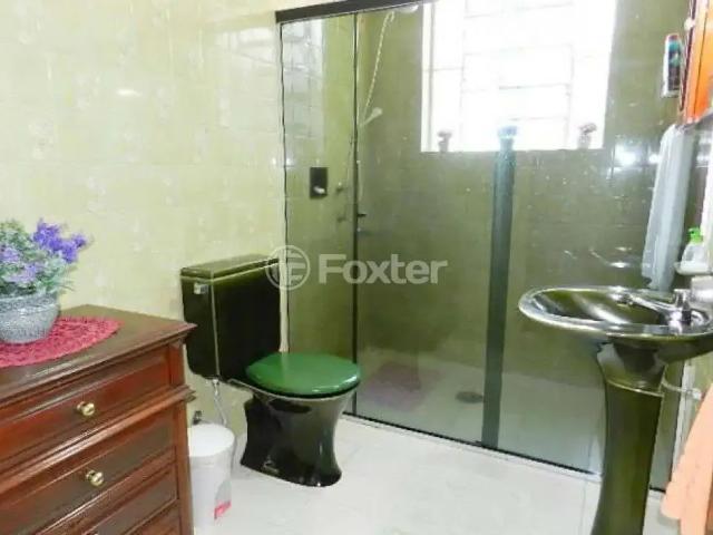 Casa / Sobrado para Venda em Porto Alegre/RS Santana 3 Quartos