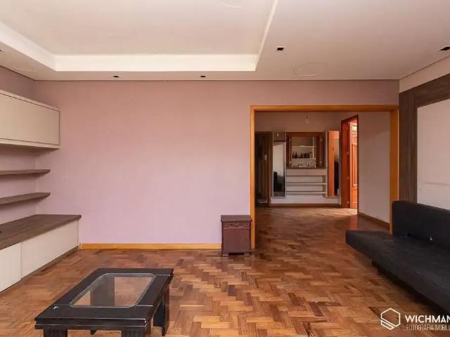 Casa / Sobrado para Venda em Porto Alegre/RS Santana 4 Quartos
